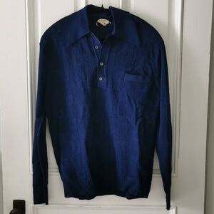 Mens 80s  Vilana-98 vintage preppy blue knit 1/4 button sweater. Size XS